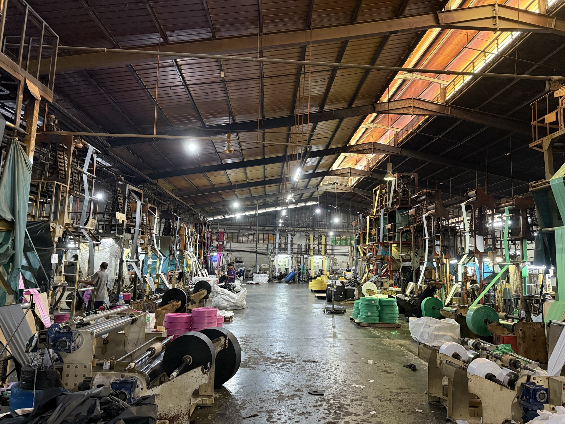 AUTPLAS plastic manufacturing production hall